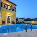 Vila Hersonissos Villas *