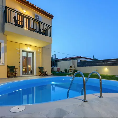 فيلة Hersonissos Villas *