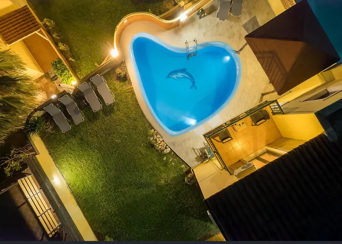 Hersonissos Villas *